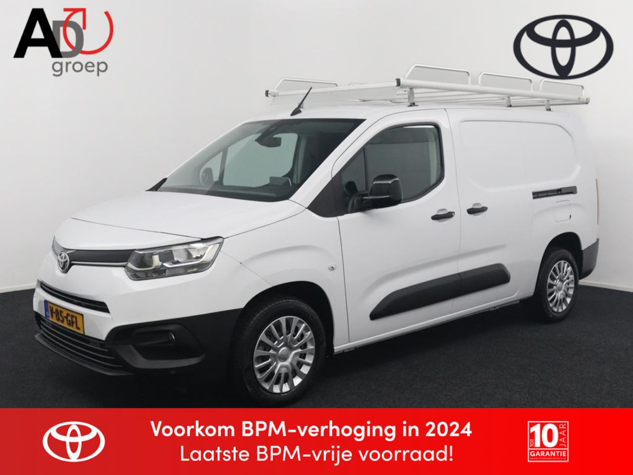 Toyota ProAce City - 1.5 D-4D Navigator Long Automaat | lat-om-lat betimmering laadruimte | betonplex in laadru - AutoWereld.nl