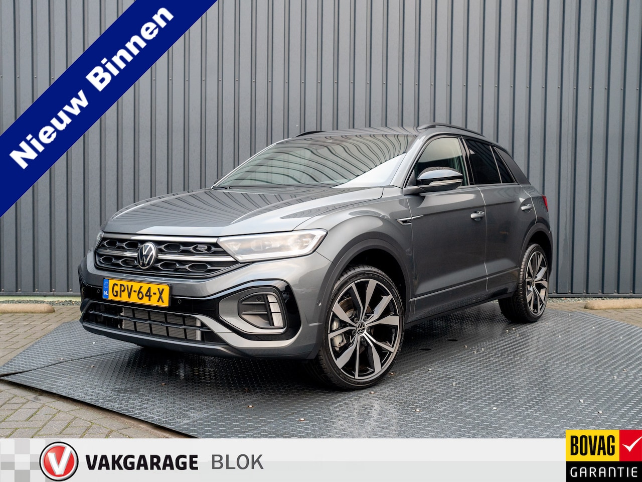 Volkswagen T-Roc - 1.5 TSI R-Line Business | Elk A-klep | Side Assist | IQ Light | Camera | 18'' | Prijs Rijk - AutoWereld.nl