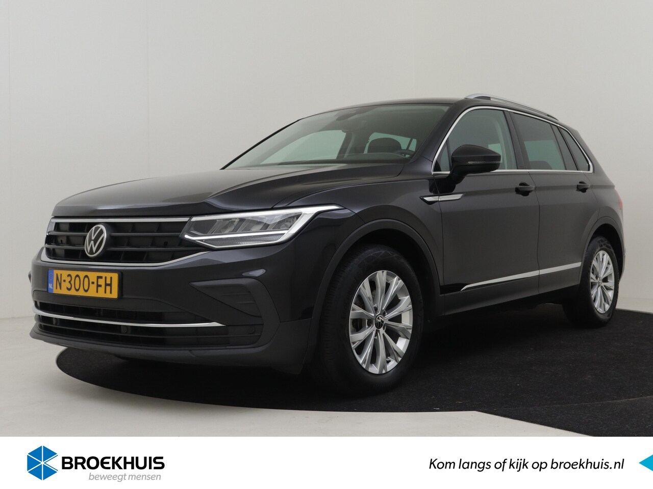 Volkswagen Tiguan - 1.5 TSI Life Business 131pk | Adaptief cruise control | Navigatie | Parkeersensoren v+a | - AutoWereld.nl