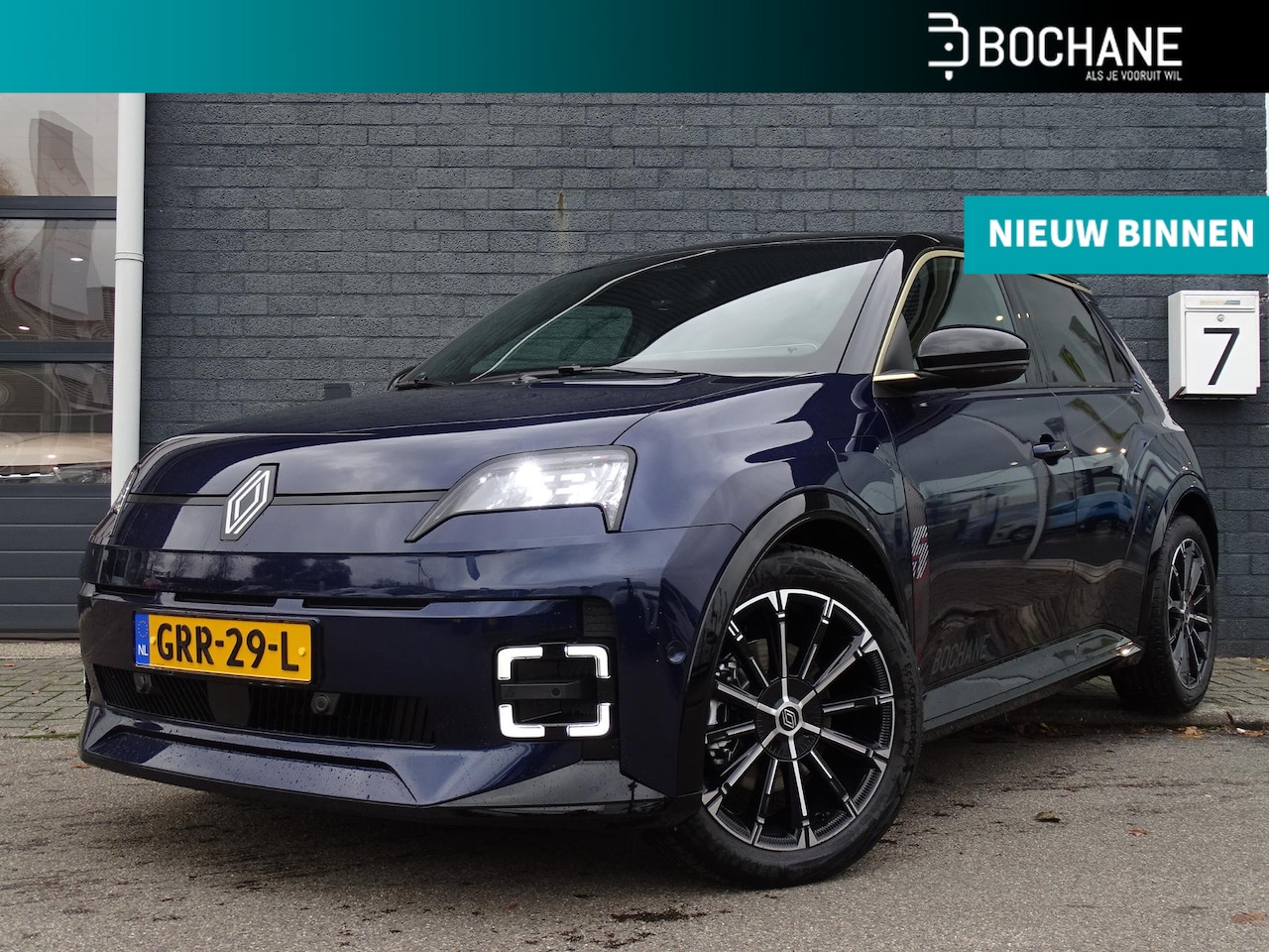 Renault 5 - iconic cinq 52 kWh V2G + V2H + V2L / HARMON KARDON / PACK SAFETY & ADVANCED DRIVING ASSIST - AutoWereld.nl