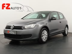 Volkswagen Golf - 1.2 TSI Trendline BlueMotion | Automaat | Trekhaak | Airco | Cruise Control |