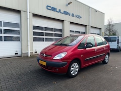 Citroën Xsara Picasso - 1.8i-16V Différence2