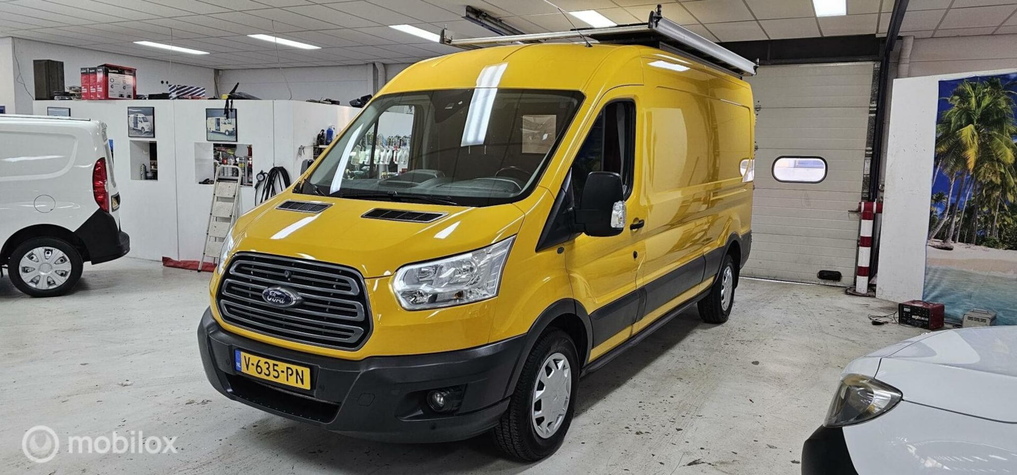 Ford Transit - 290 2.0 TDCI L2H2 Trend Revisie motor!! - AutoWereld.nl