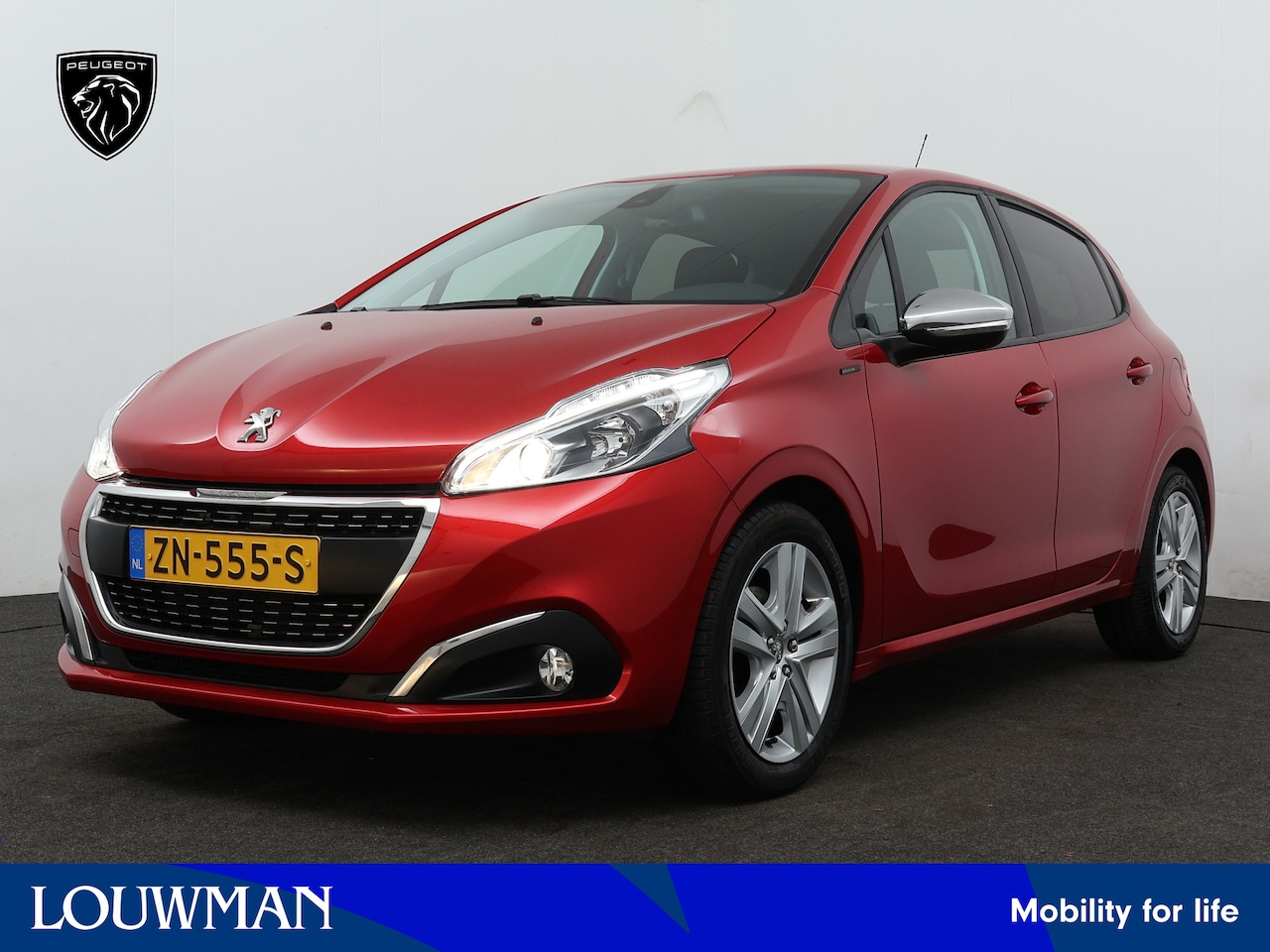 Peugeot 208 - 1.2 PureTech Signature | Navigatie | Cruise Control | Airco | Parkeersensoren achter | - AutoWereld.nl