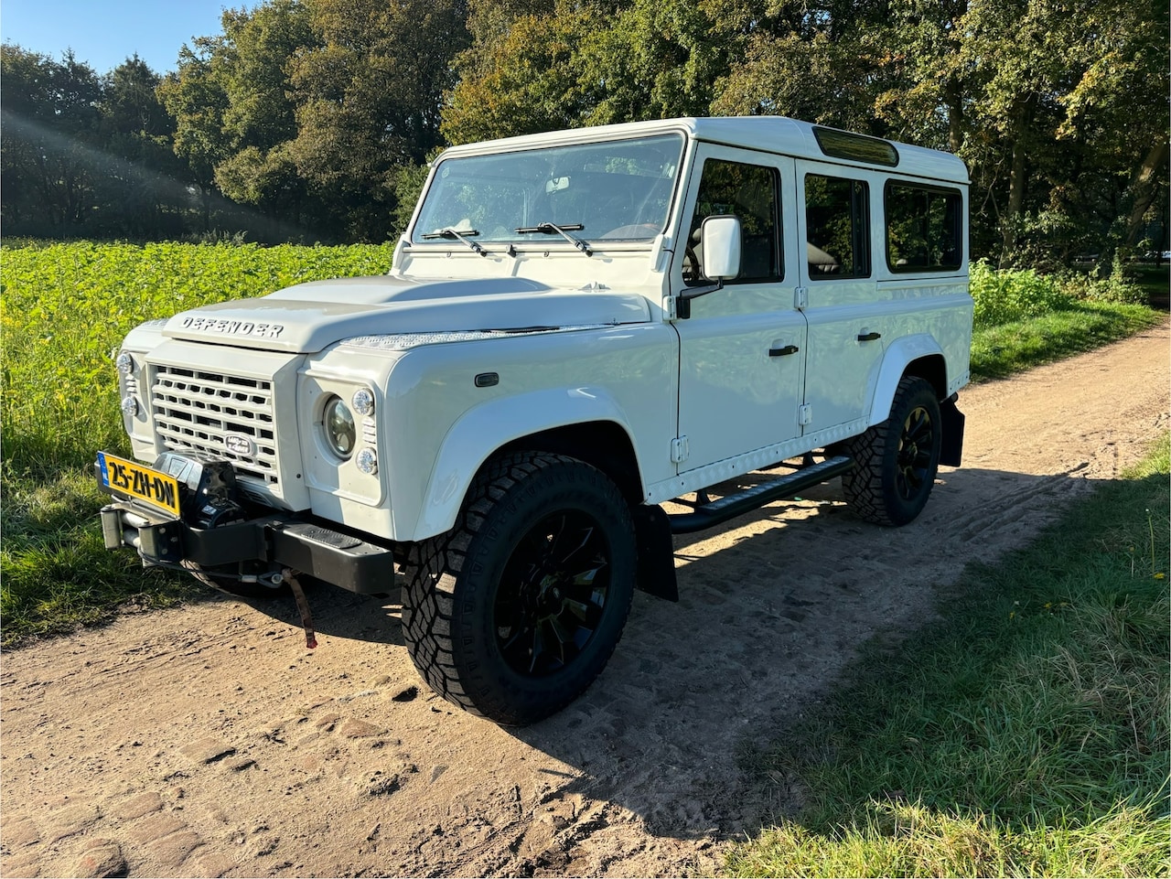 Land Rover Defender - 2.4 TD 110 SW XTech - AutoWereld.nl