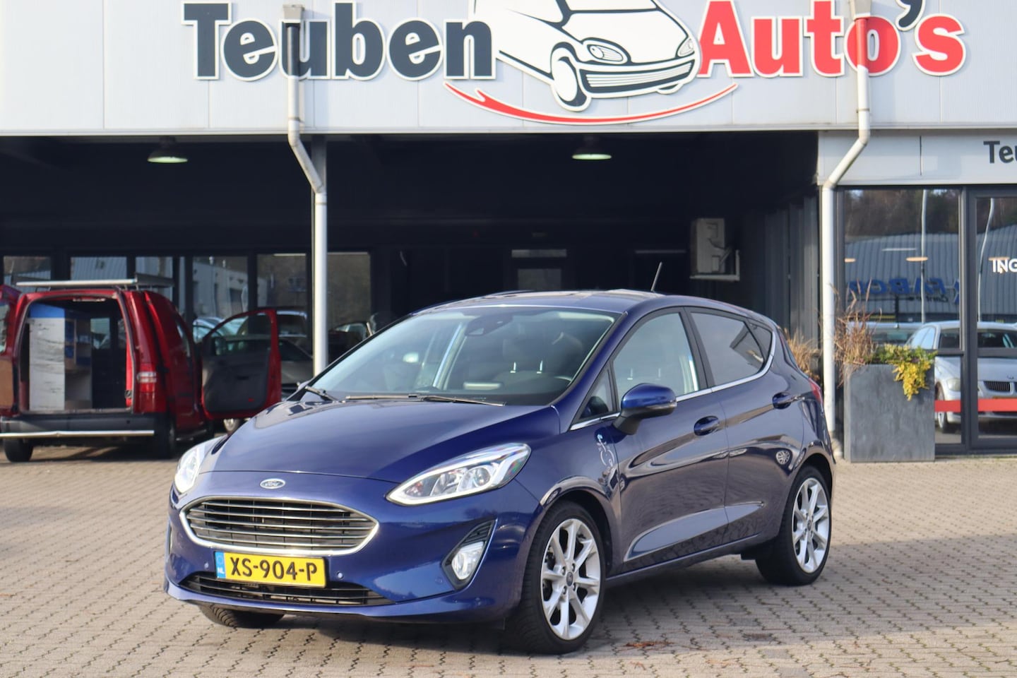 Ford Fiesta - 1.5 TDCi Titanium Navigatie, Camera, Apple Carplay, Lane control, Trekhaak - AutoWereld.nl