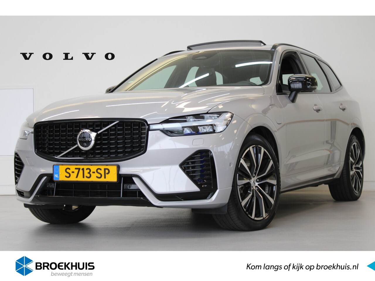 Volvo XC60 - T6 350PK AWD Ultimate Dark | Luchtvering | B&W Audio | 360º view | Trekhaak | HUD - AutoWereld.nl