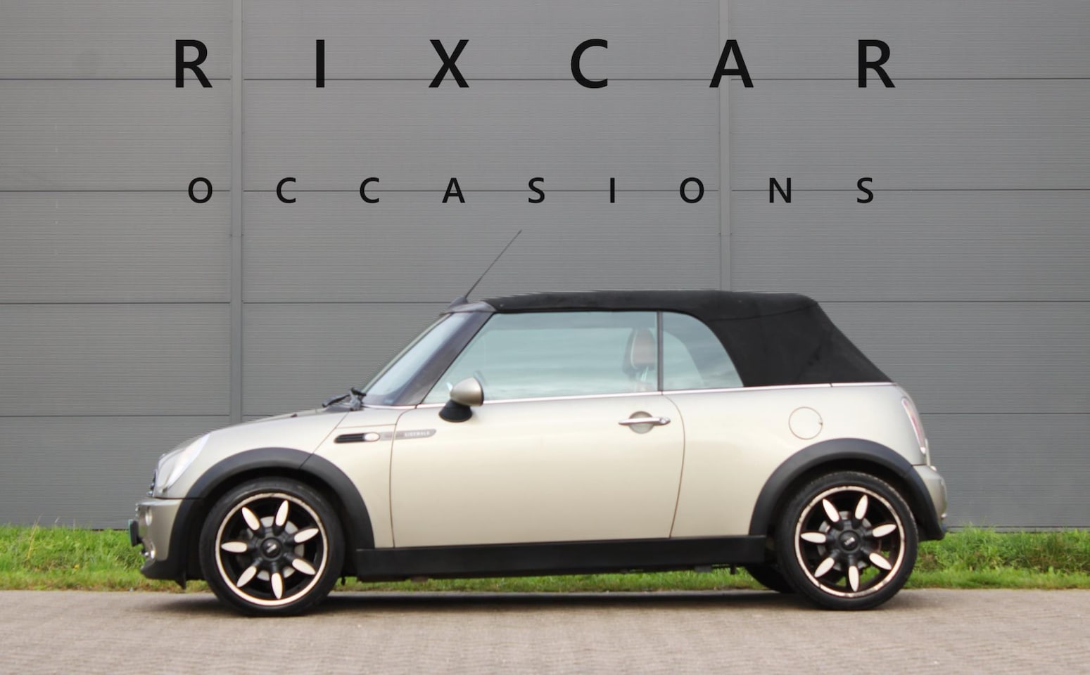 MINI Cabrio - Mini 1.6 Cooper Sidewalk HarmanKardon !!NIEUWBINNEN!! - AutoWereld.nl