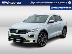 Volkswagen T-Roc - 1.5 TSI R-Line / R-Line Interieur + Exterieur / Panoramadak / 19" LMV / Achteruitrijcamera