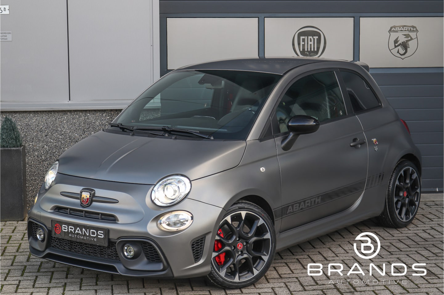 Abarth 595 - 1.4 T-Jet Competizione Vol opties 210PK Uniek Garantie - AutoWereld.nl