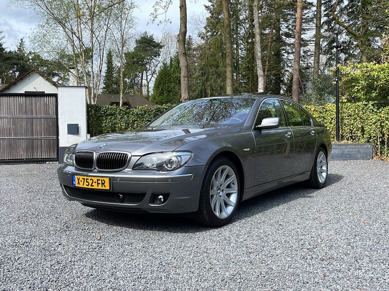 BMW 7-serie - 750i High Executive *YOUNGTIMER*SCHUIF/KANTELDAK*CRUISECONTROL*TREKHAAK*NAVI*LEDER* - AutoWereld.nl