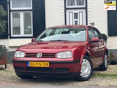 Volkswagen Golf - 1.6 Trendline|Automaat|Schuifdak|5DRS|Nette auto