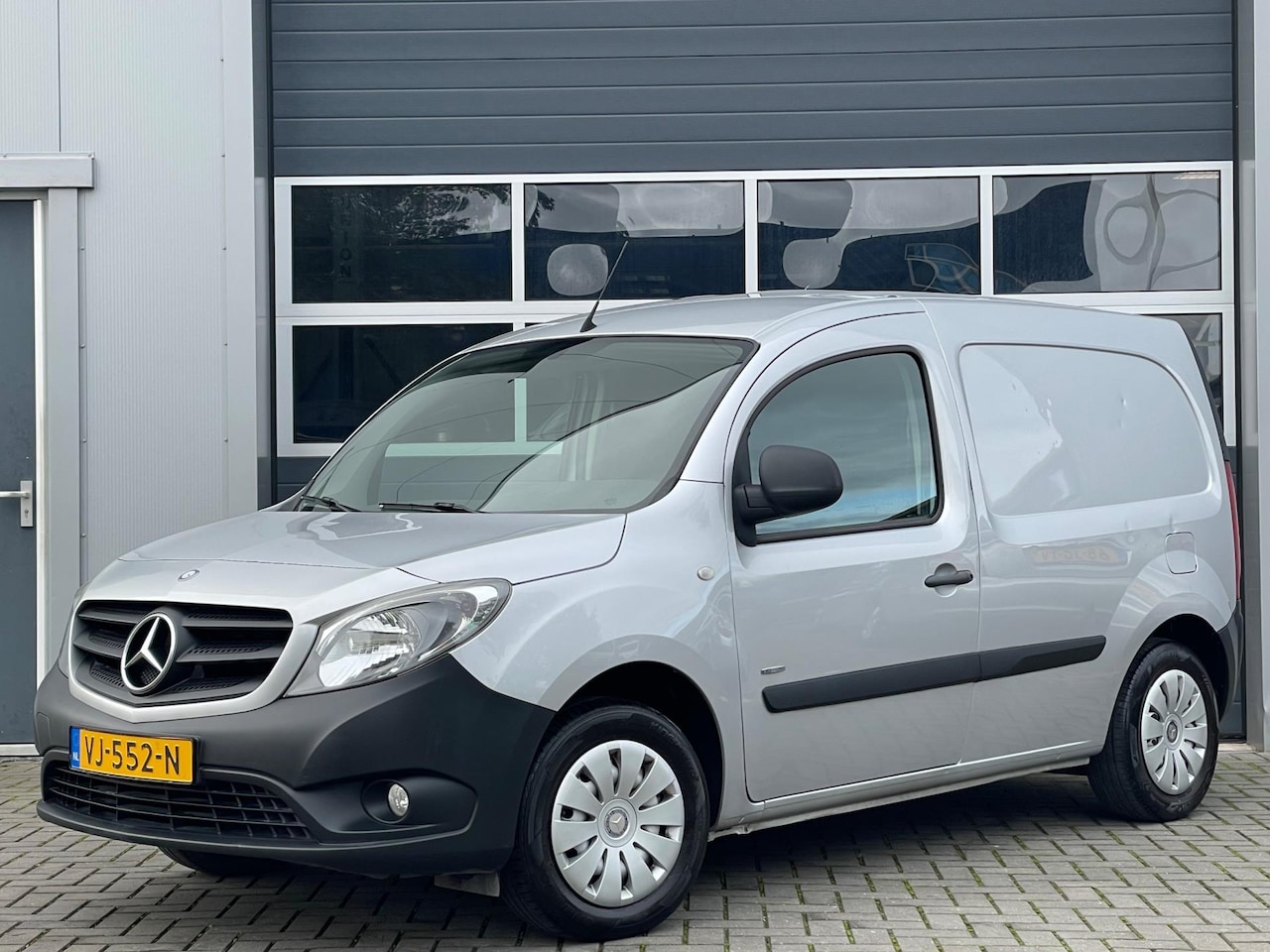 Mercedes-Benz Citan - 109 CDI BlueEFFICIENCY | Airco | Elektrisch pakket | Schuifdeur - AutoWereld.nl