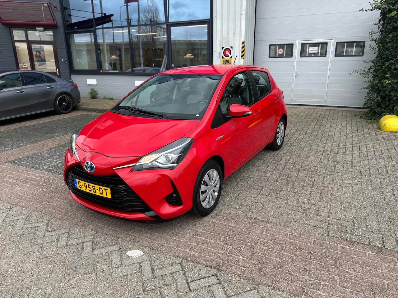 Toyota Yaris - 1.5 Hybrid Active 1.5 Hybrid Active,NAVI,Cmera,Cruis,NAP , Inruil mog - AutoWereld.nl