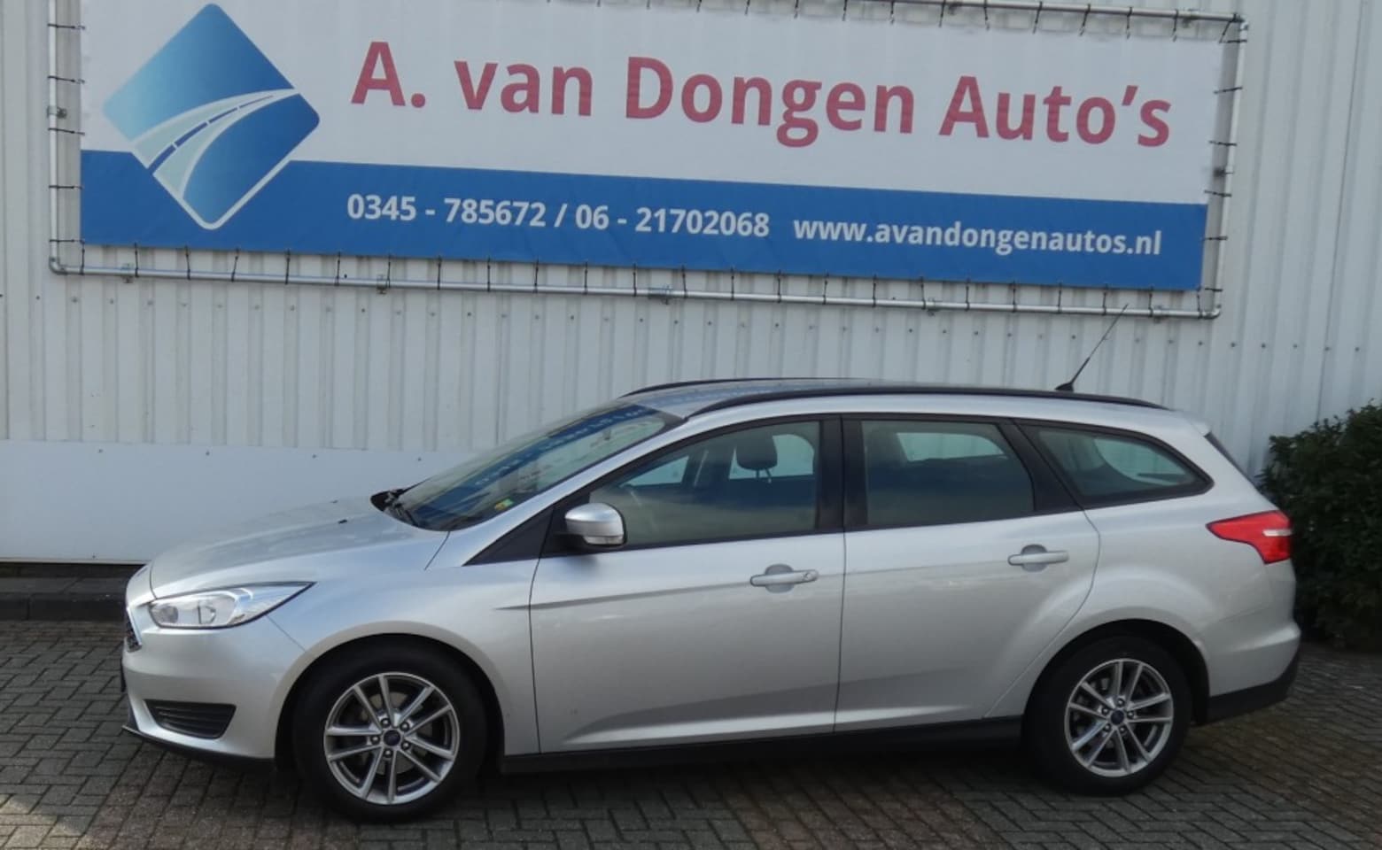 Ford Focus - 1.0 ECOB. EDIT. PLUS,Navi,Cruise,PDC,APK,17-11-25 - AutoWereld.nl