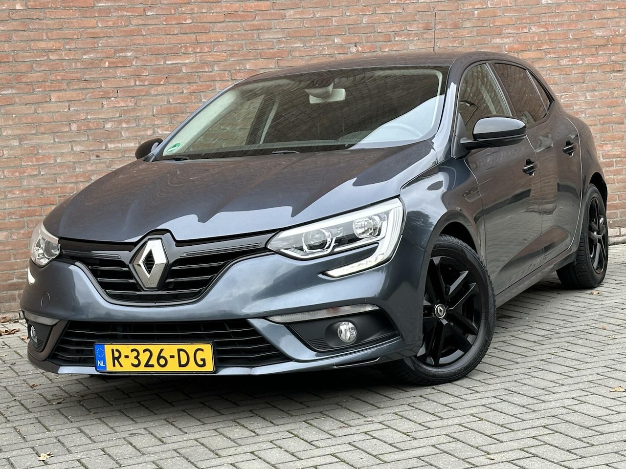 Renault Mégane - 1.2 TCE Zen Navi - Led - 88DKM - Cruise - Clima - Privacy Glas - AutoWereld.nl