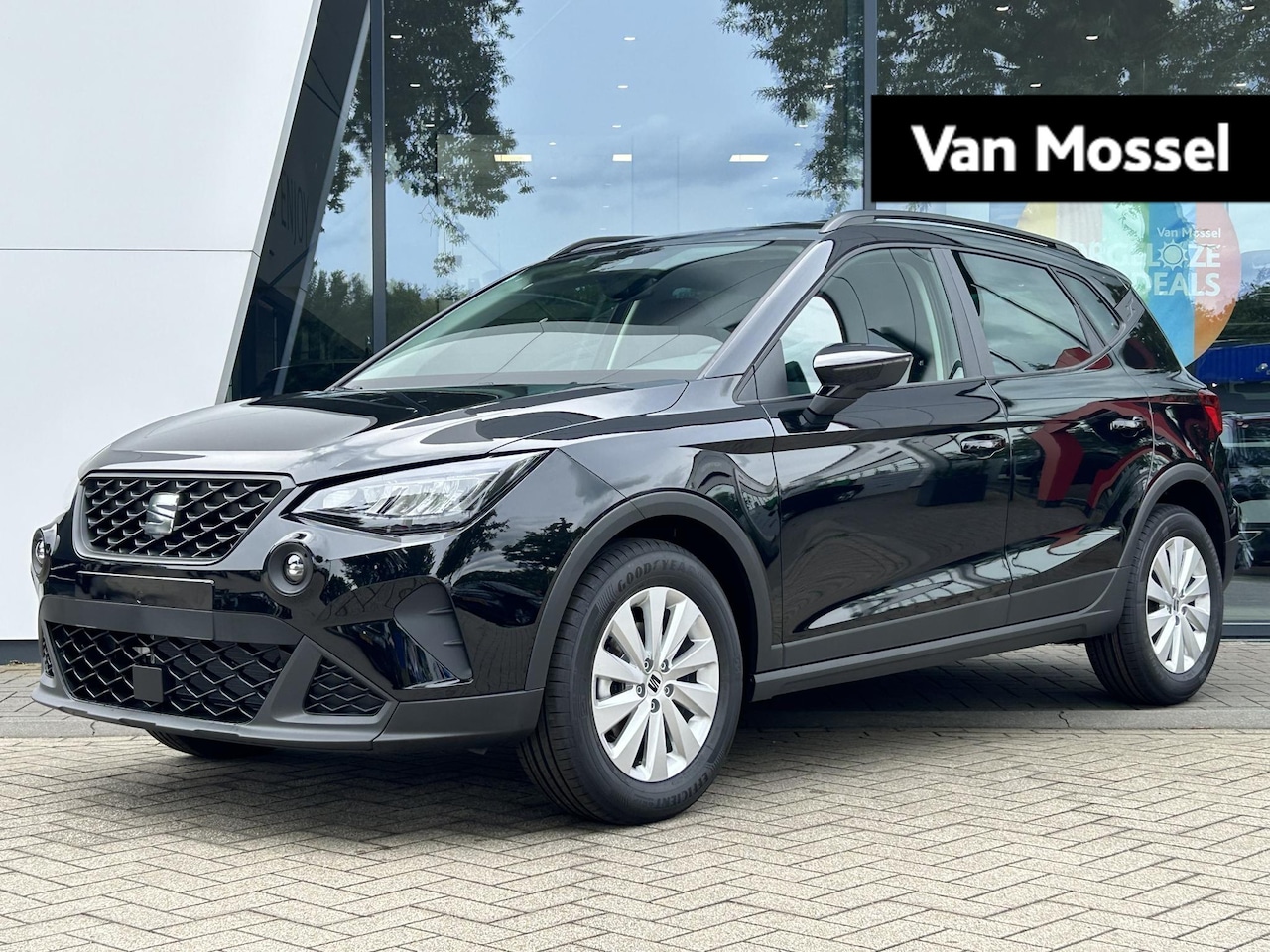 Seat Arona - 1.0 EcoTSI Style Business Connect 95 PK | Airconditioning automatisch | Verwarmbare voorst - AutoWereld.nl