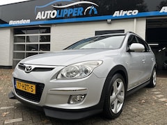 Hyundai i30 CW - 1.6i Dynamic /Airco/Lm velgen/Trekhaak/Sportpakket/Nieuwe koppeling