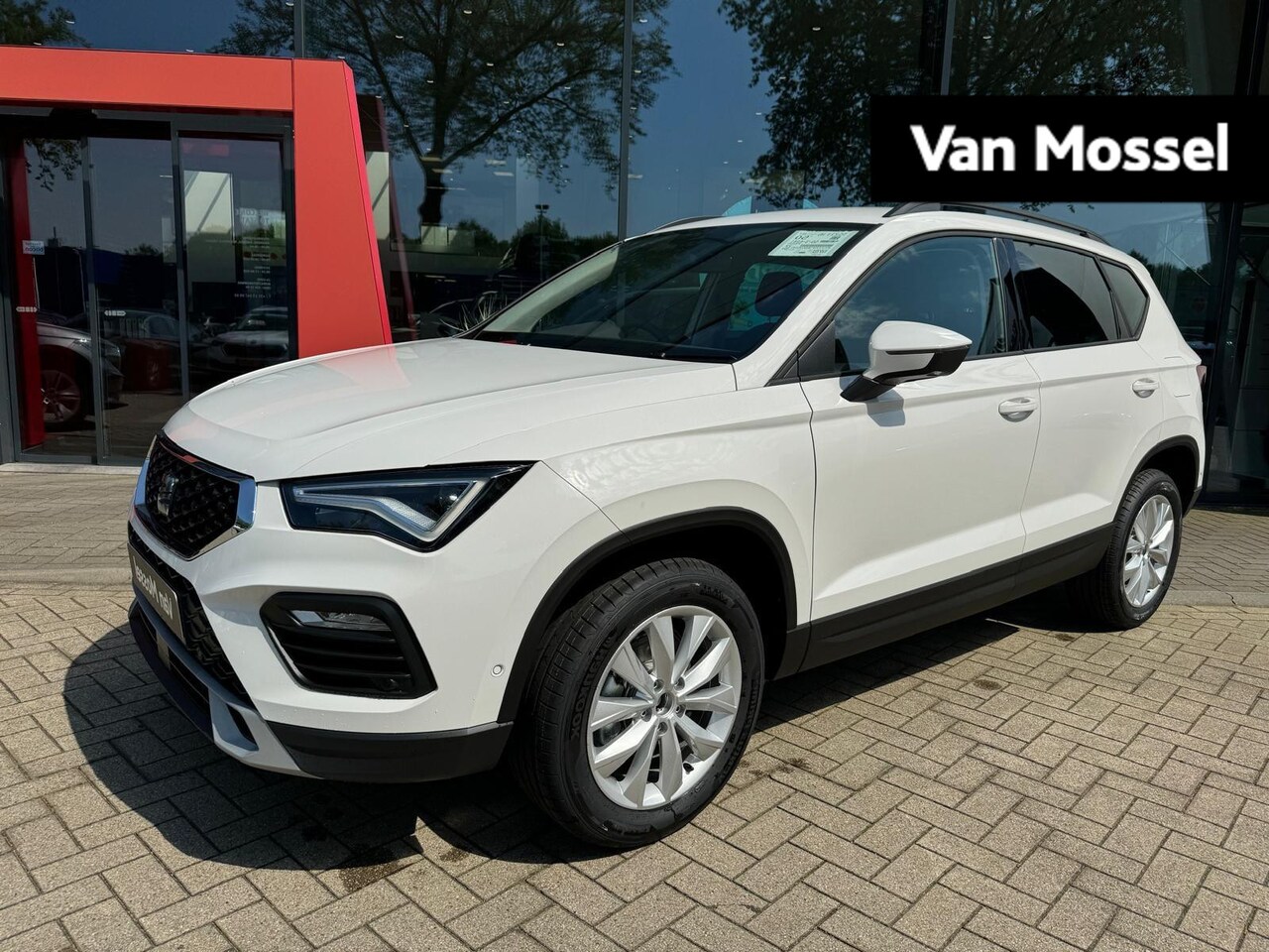 Seat Ateca - 1.0 TSI Style Business Intense € 3.500,- Herwaardering Fiscale waarde € 35.602,- Parkeerse - AutoWereld.nl