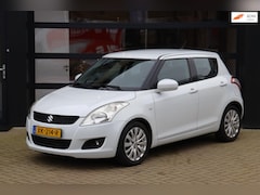 Suzuki Swift - 1.2 Exclusive | Automaat | Stoelverwarming | Airco | Keyless entry | Lm Velgen