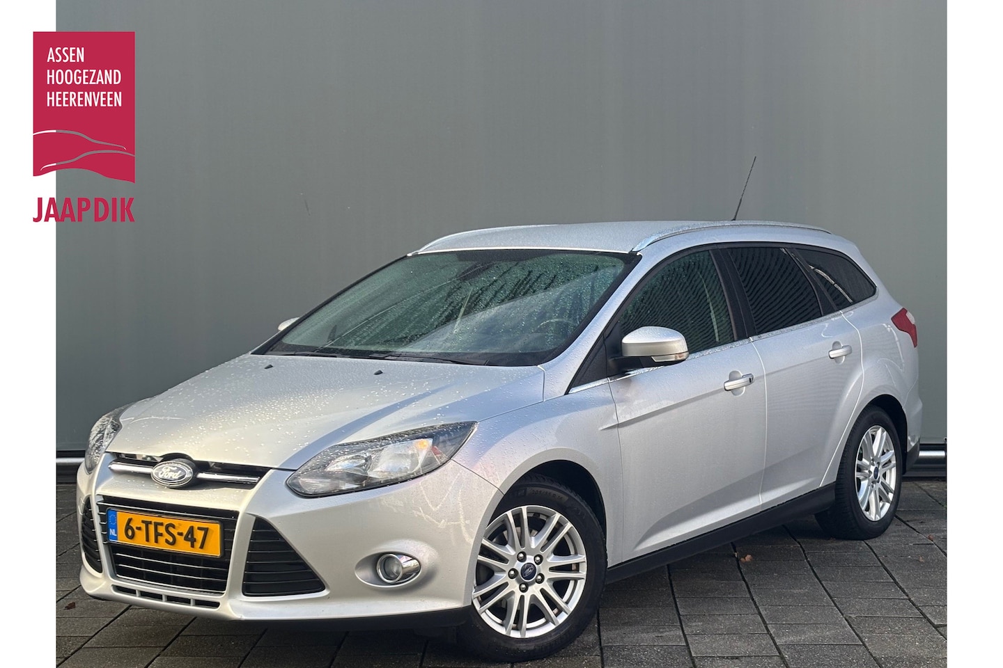 Ford Focus Wagon - BWJ 2013 | 126pk Titanium | CLIMA | CAMERA | NAVI | PRIVACY GLASS | LMV | CRUISE | - AutoWereld.nl