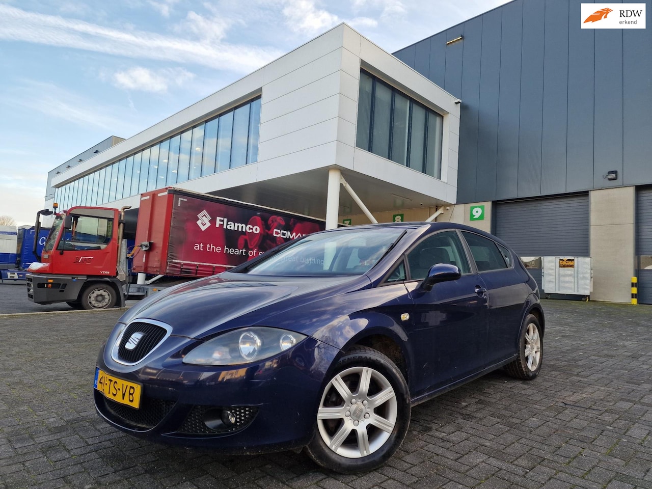 Seat Leon - 1.6 Businessline AIRCO NAVI PSENSOR CRUISE 2 X SLEUTELS - AutoWereld.nl