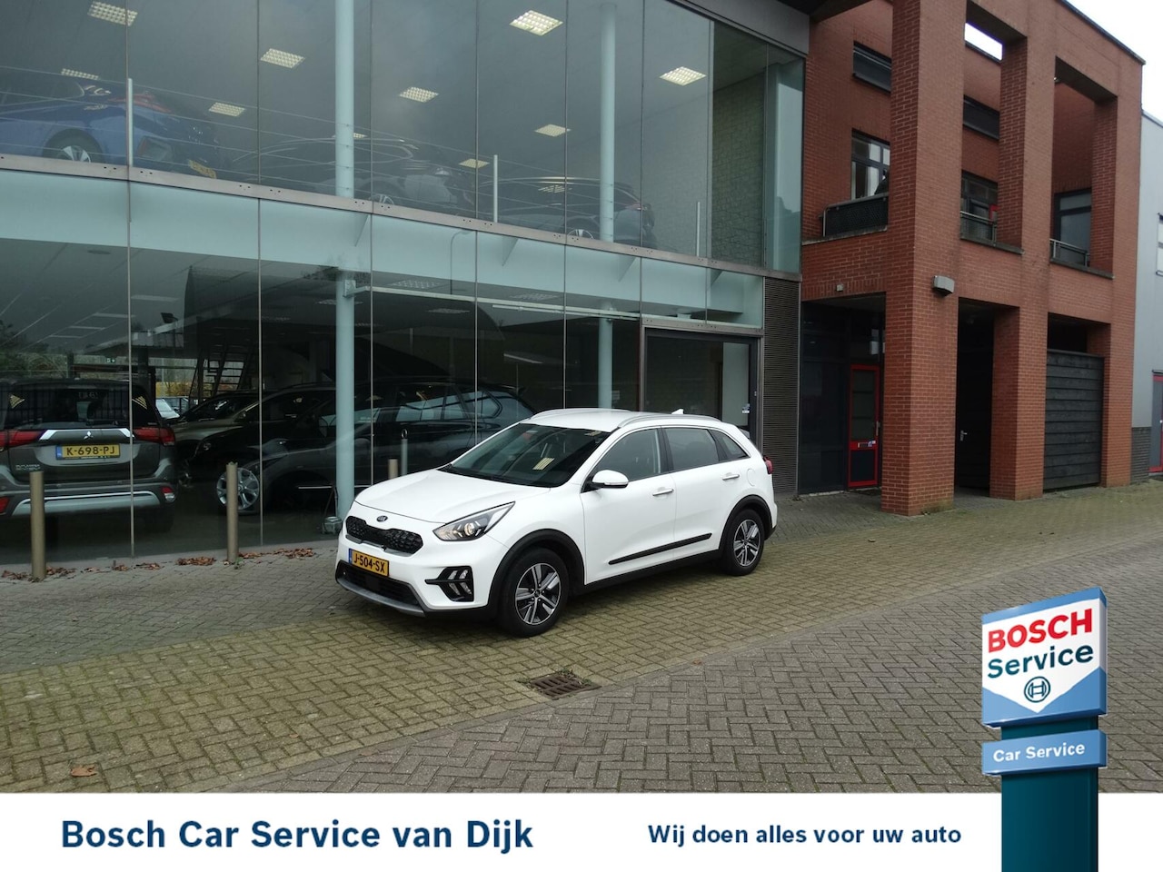 Kia Niro - 1.6 GDi Hybrid DynamicLine Trekhaak/Camera/1e eig. - AutoWereld.nl