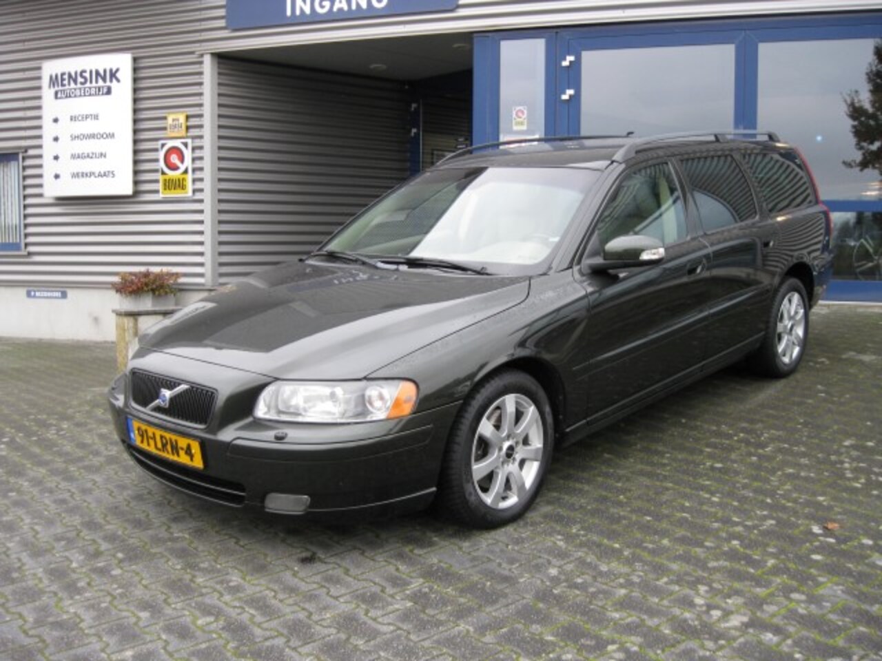 Volvo V70 - 2.4 Edition 2.4 140PK Edition - AutoWereld.nl