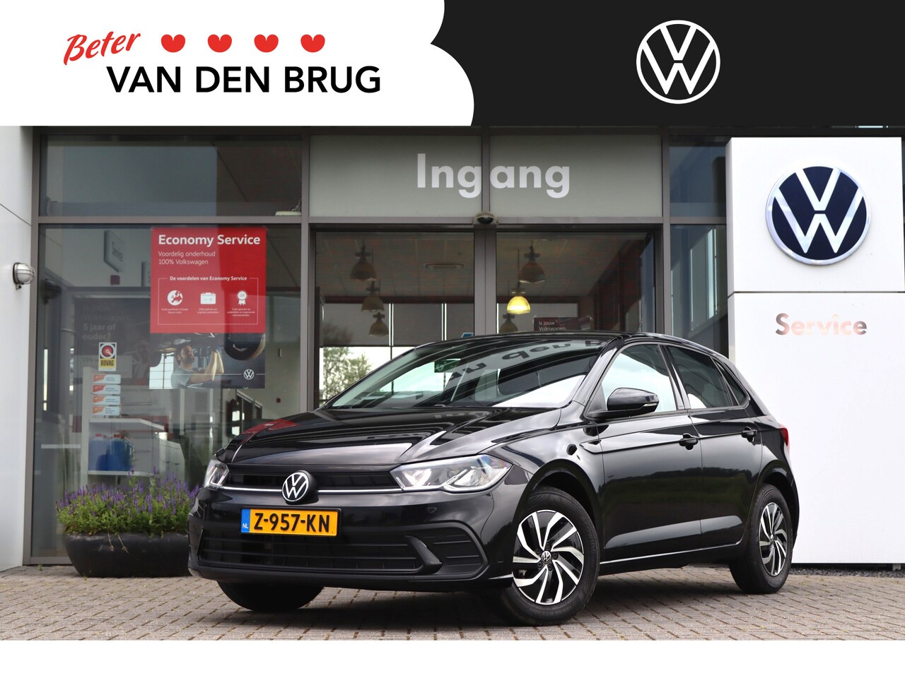 Volkswagen Polo - 1.0 TSI 95 Pk Life | LED | App Connect | Travel Assist | DAB | | Nieuwprijs rijklaar € 30. - AutoWereld.nl