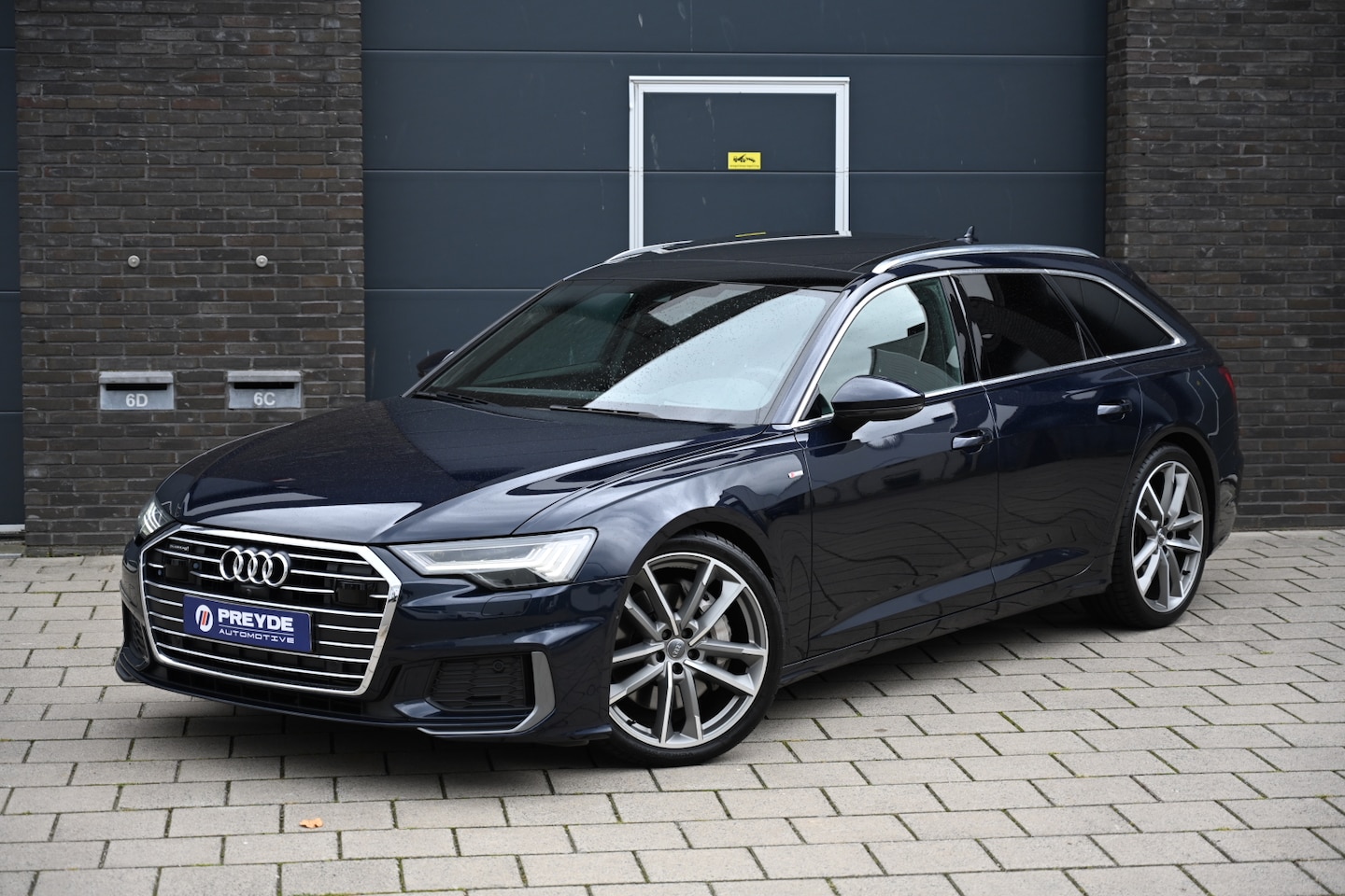 Audi A6 Avant - 55 TFSI QUATTRO Panoramadak, Bang & Olufsen, 360 Camera - AutoWereld.nl