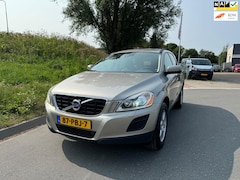 Volvo XC60 - 2.0T Kinetic bj 2011 Automaat