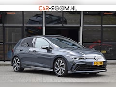 Volkswagen Golf - 1.5 eTSI R-Line Pano HUD Lane ACC Camera Trekhaak