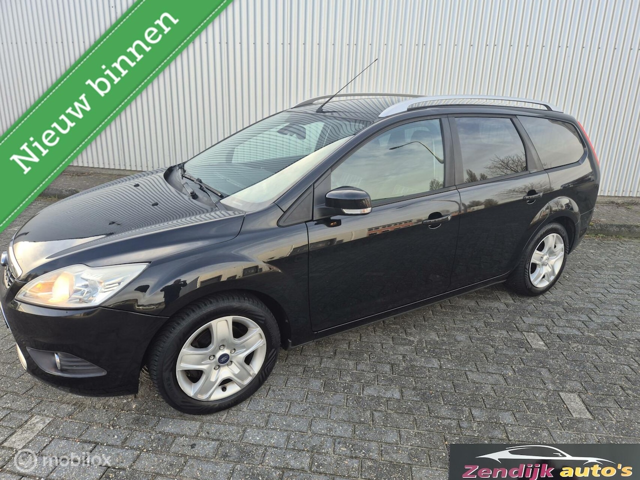 Ford Focus Wagon - 1.6 Ghia / Goed Rijdend / Keurige Auto / - AutoWereld.nl