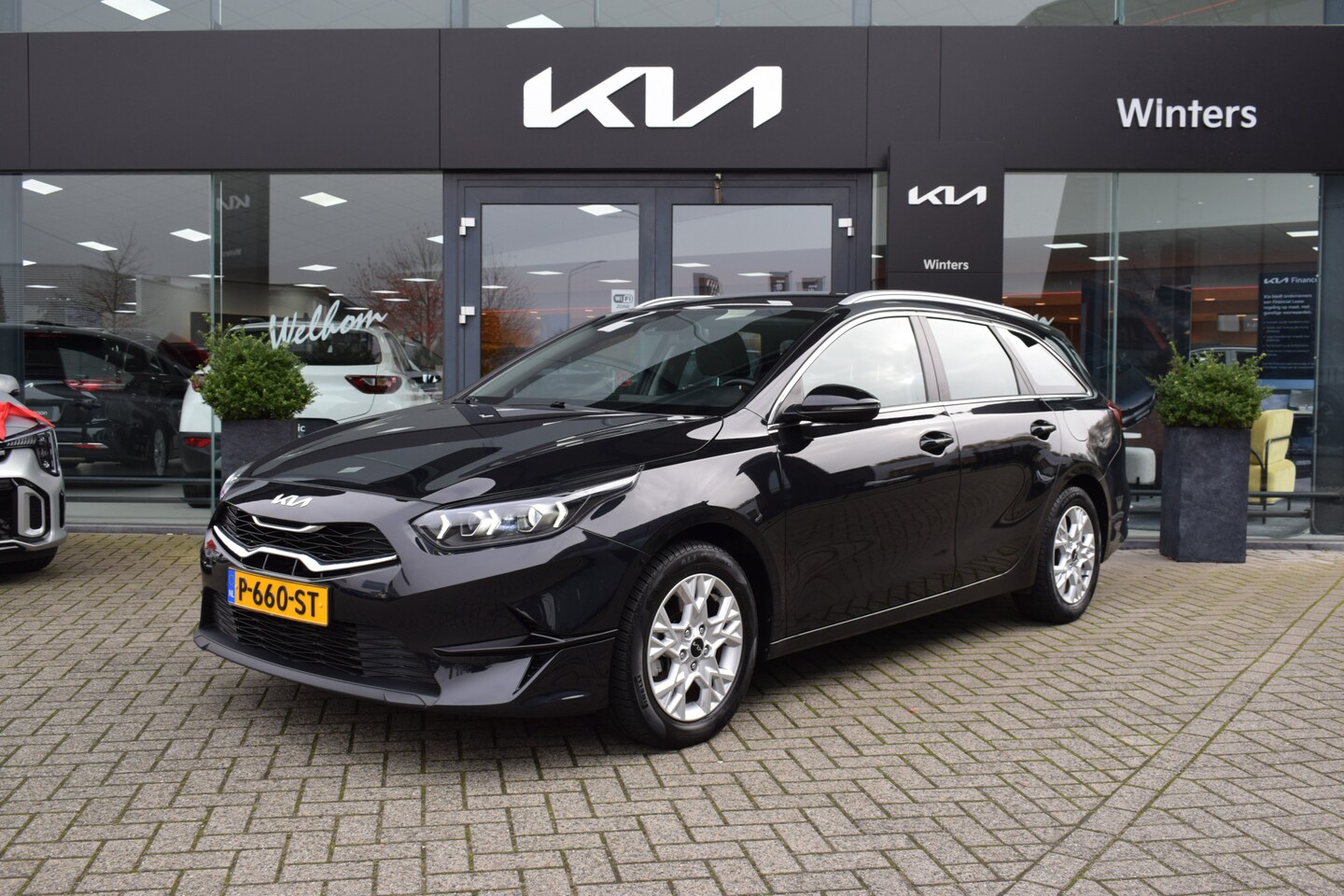 Kia Cee'd Sportswagon - Ceed 1.5 T-GDi/160pk DynamicLine ECC Cr.Control Navi+Camera BT+USB 16"LMV PDC Trekhaak 7jr - AutoWereld.nl