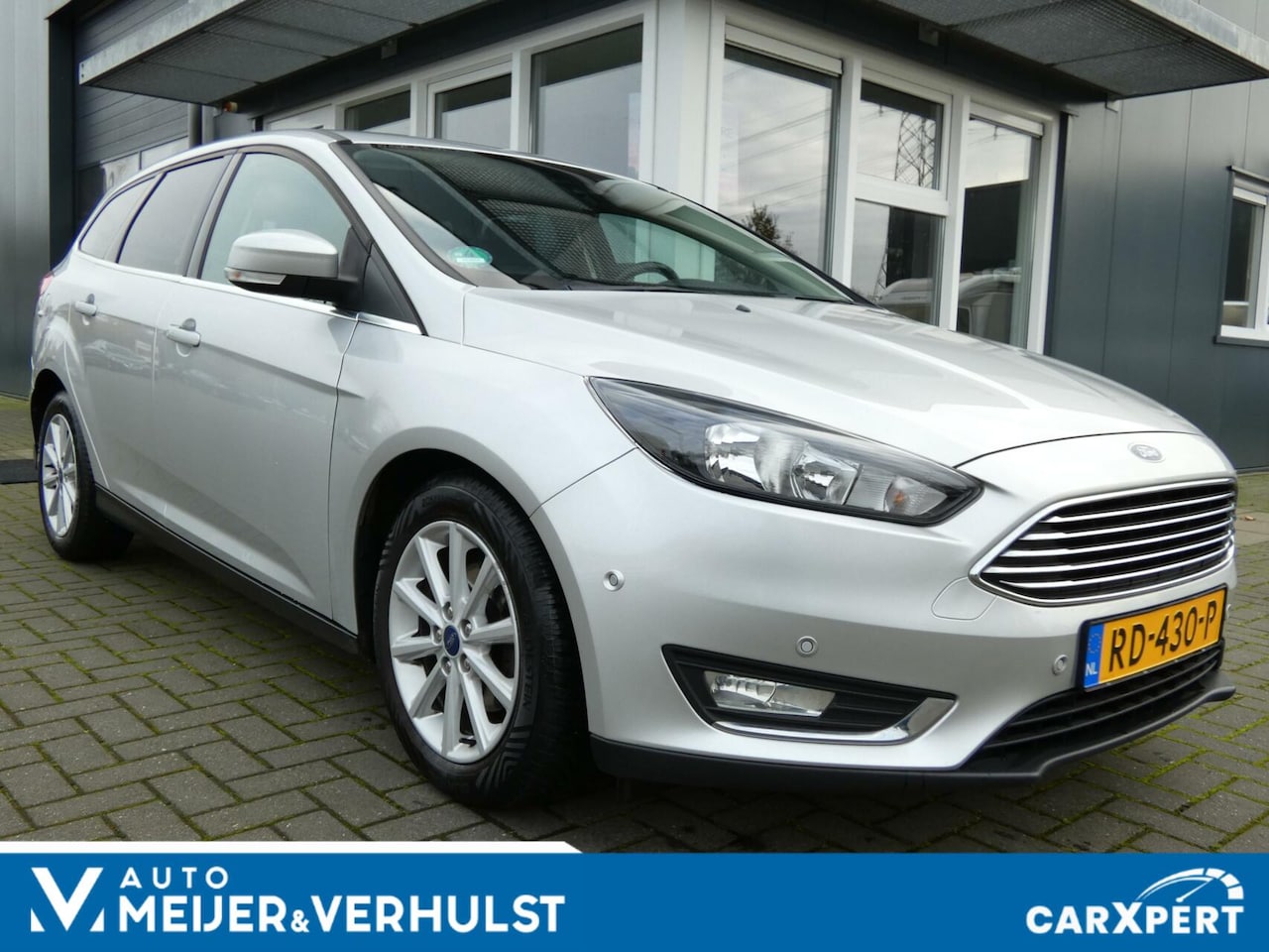 Ford Focus Wagon - 1.0 Titanium | CLIMA | NAVI | NIEUWE APK!!! - AutoWereld.nl