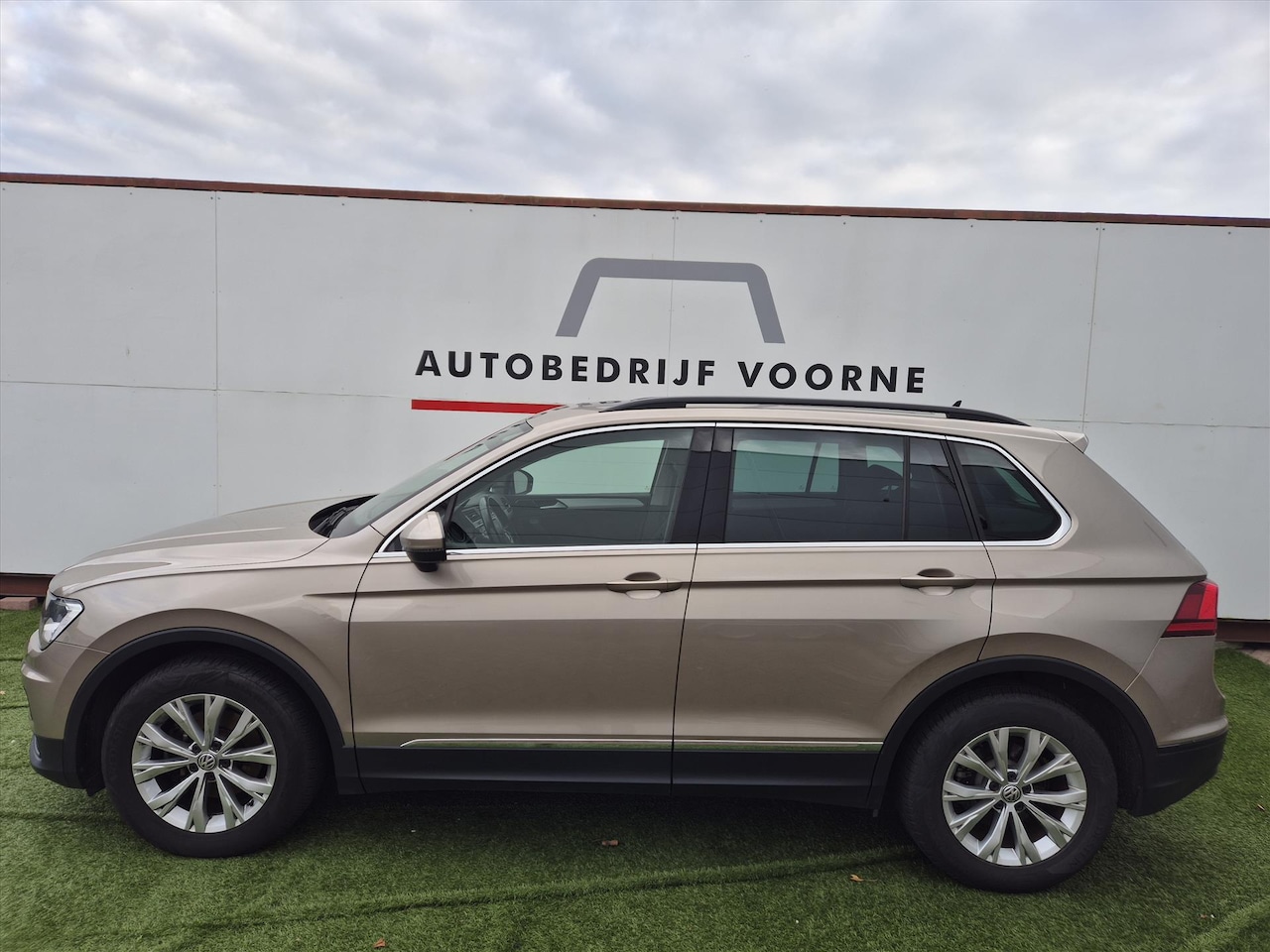 Volkswagen Tiguan - 1.4 TSI ACT Comfortline 1.4 TSI ACT 150pk Comfortline - AutoWereld.nl