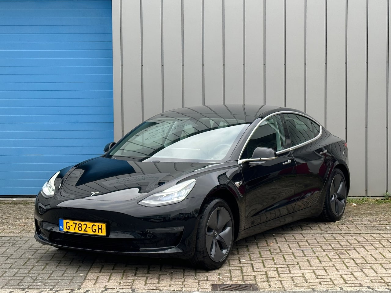 Tesla Model 3 - Long Range RWD Long Range AWD 75 kWh DUAL MOTOR AUTOPILOT ORG NL - AutoWereld.nl