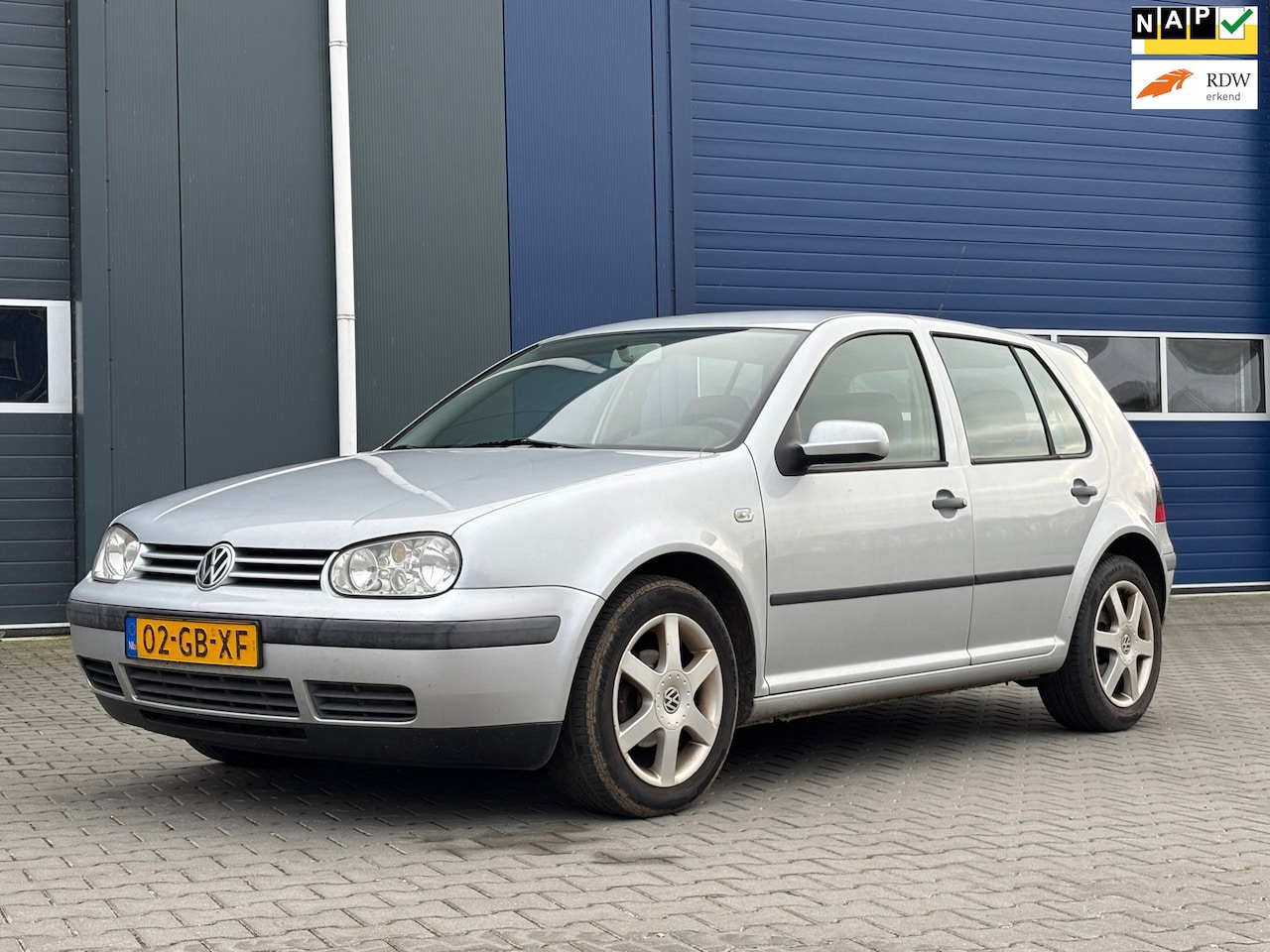 Volkswagen Golf - 1.4-16V Trendline |Airco| - AutoWereld.nl