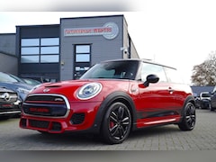 MINI John Cooper Works - 2.0 Panorama | Luxe leder/alcantara | Stoelverwarming | Botswaarschuwing | Head up display