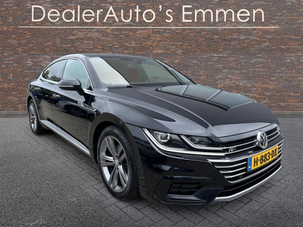 Volkswagen Arteon - 2.0 TSI R-LINE VIRTUAL ECC LMV NAVIGATIE LED - AutoWereld.nl