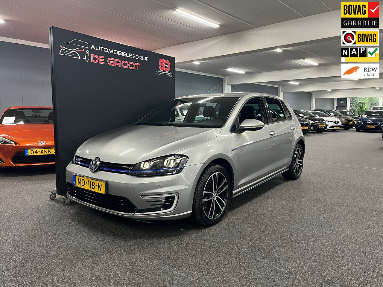 Volkswagen Golf - 1.4 TSI GTE Connected Series / NL-auto / Hybrid - AutoWereld.nl