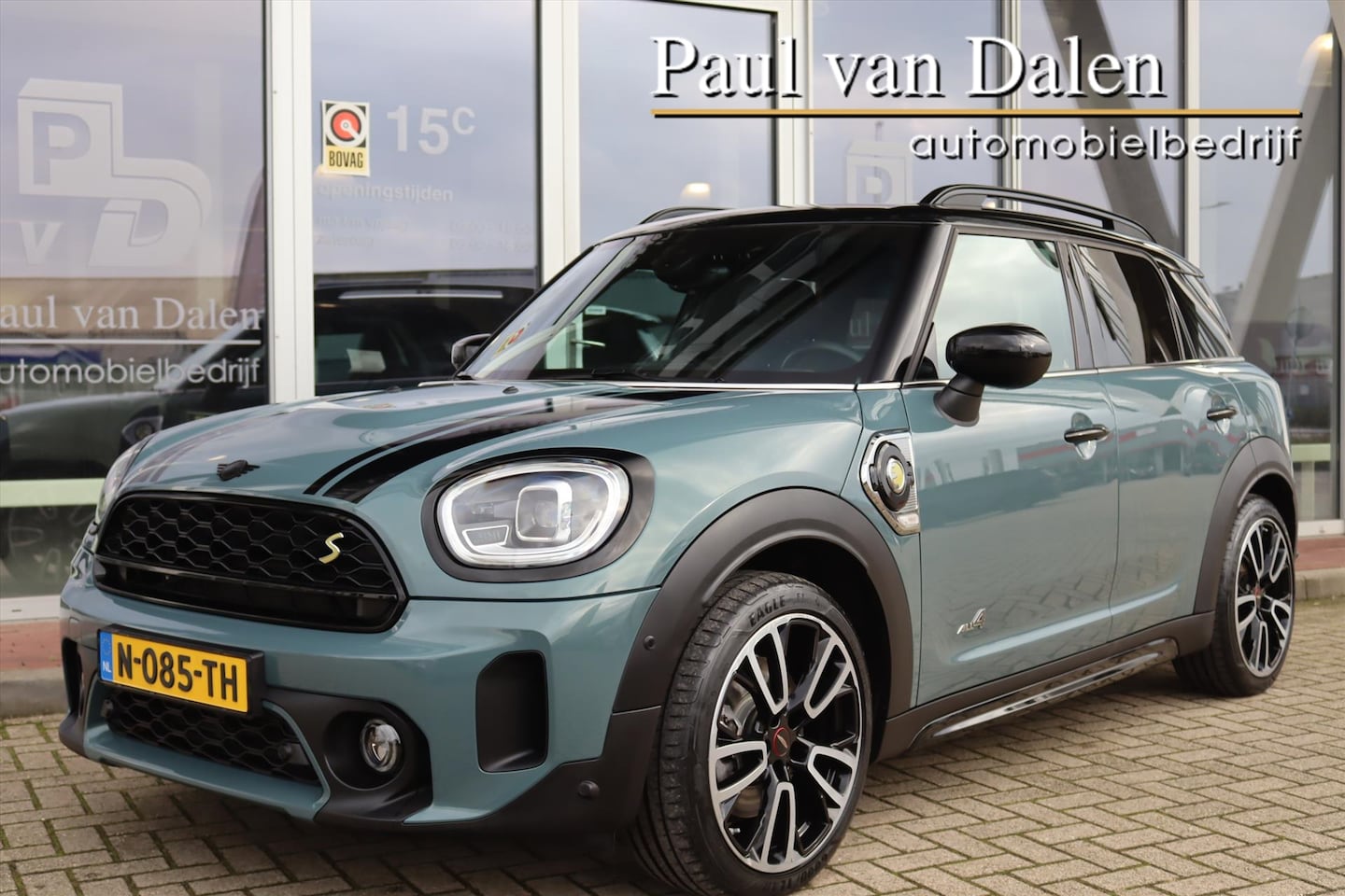 MINI Countryman - Mini (f60) 2.0 COOPER SE ALL4 Business Edition | Black Pack | Leer | Camera | Zeer Complee - AutoWereld.nl