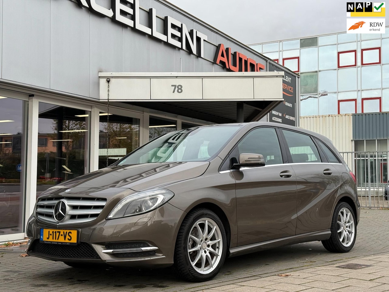 Mercedes-Benz B-klasse - 200 Prestige Automaat - Panoramadak - AutoWereld.nl