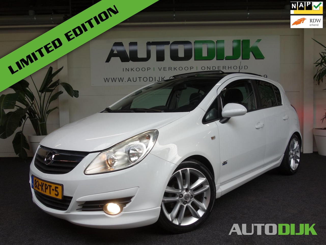 Opel Corsa - 1.4-16V OPC Line|Panodak|Climate|Cruise|Leer|PDC - AutoWereld.nl