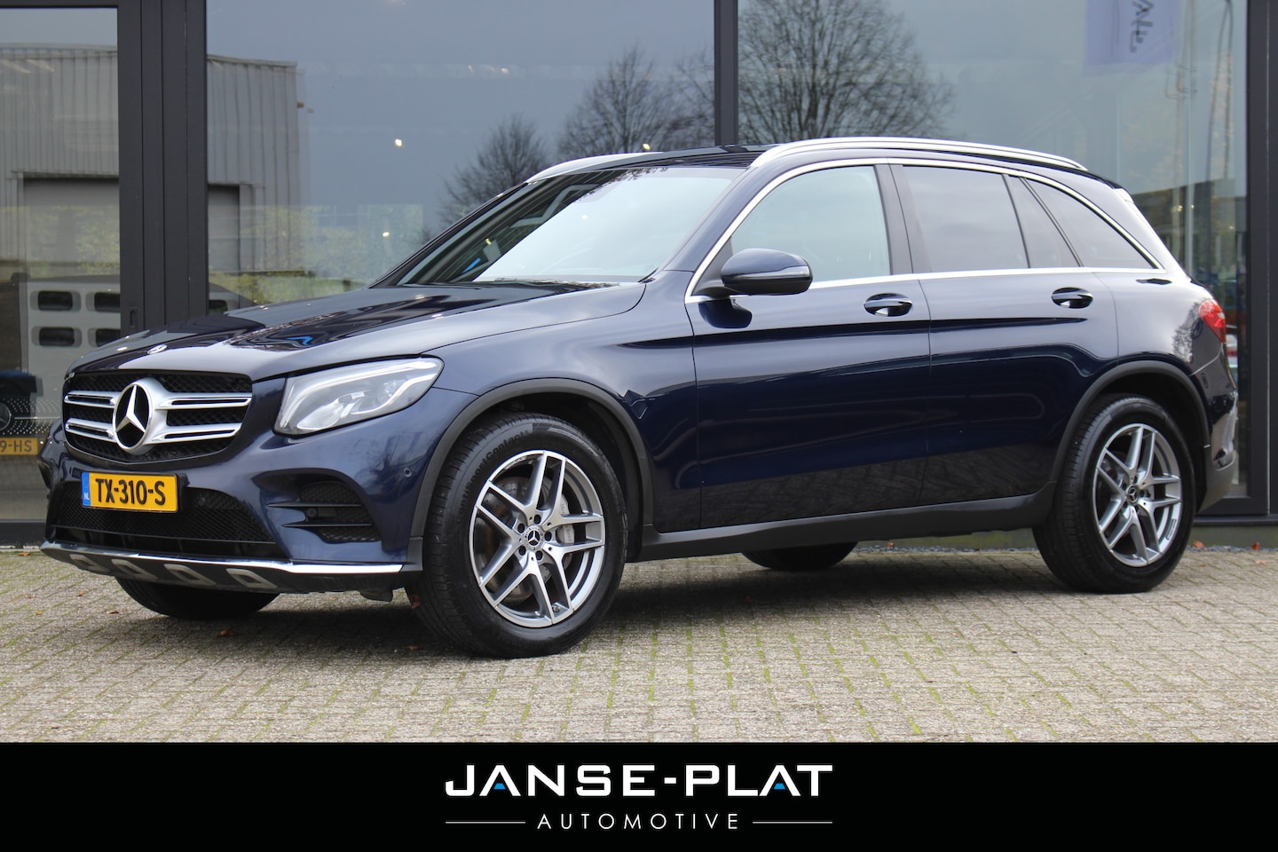 Mercedes-Benz GLC-klasse - 250 AUT(9) AMG 4MATIC Comand | Camera | Stoelverwarming | NL-Auto - AutoWereld.nl