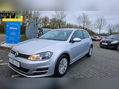 Volkswagen Golf - 1.6 TDI Trendline Euro6