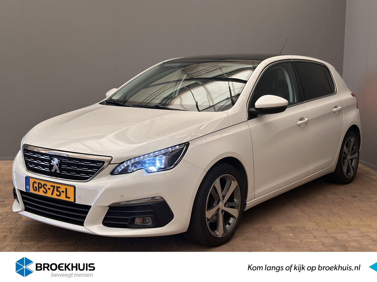 Peugeot 308 - 1.2 130PK Allure | Camera | Panoramadak | Full-LED | DAB+ | Leder\Stof | Clima | 17'' Lich - AutoWereld.nl