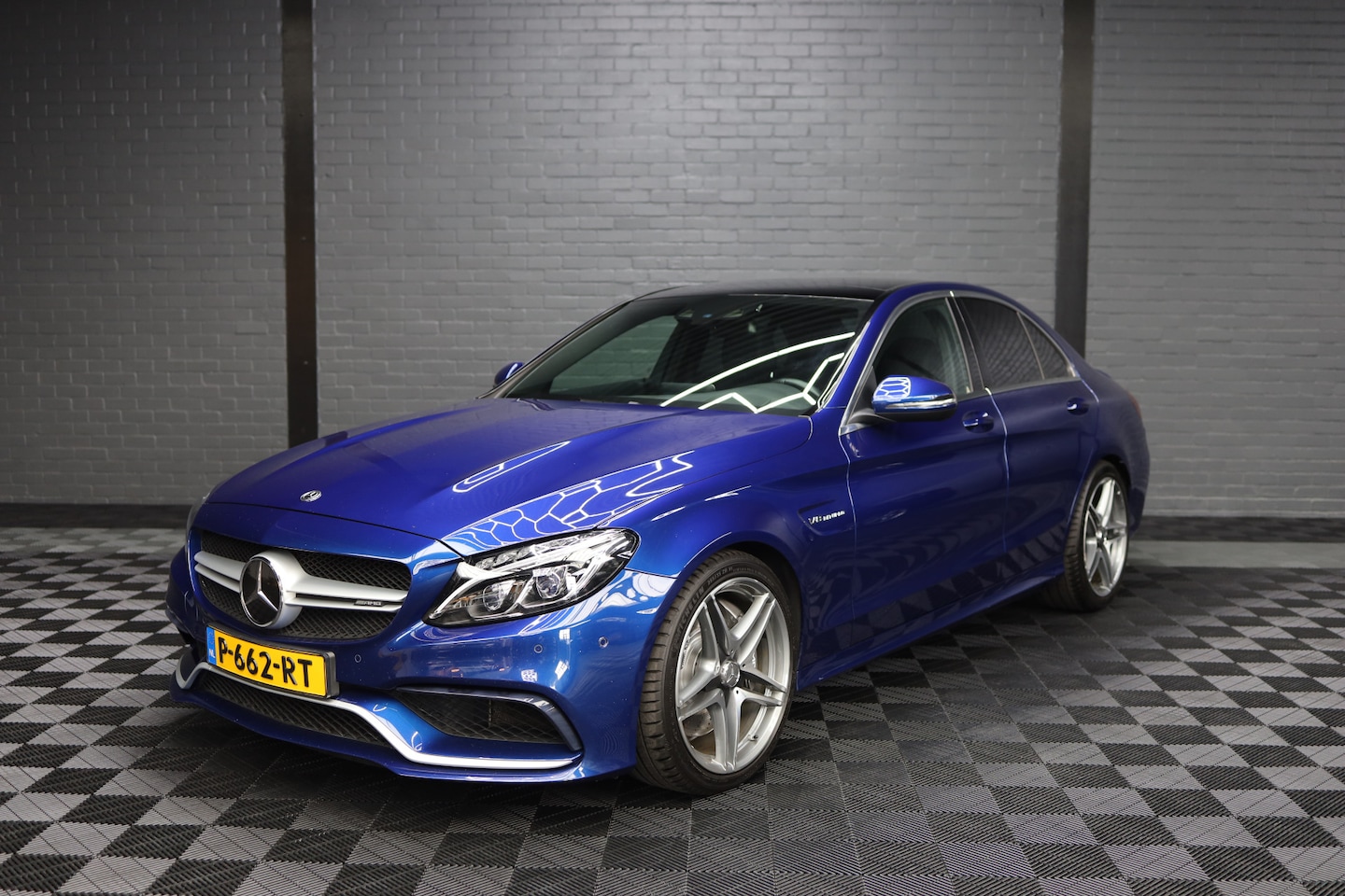 Mercedes-Benz C-klasse - AMG 63 | Panorama-dak | HeadUp Display | - AutoWereld.nl