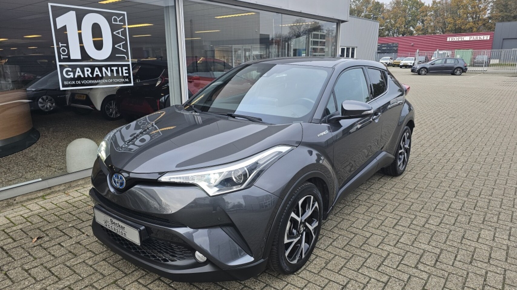 Toyota C-HR - 1.8 Hybrid Style Team-D | dealeronderhouden - AutoWereld.nl