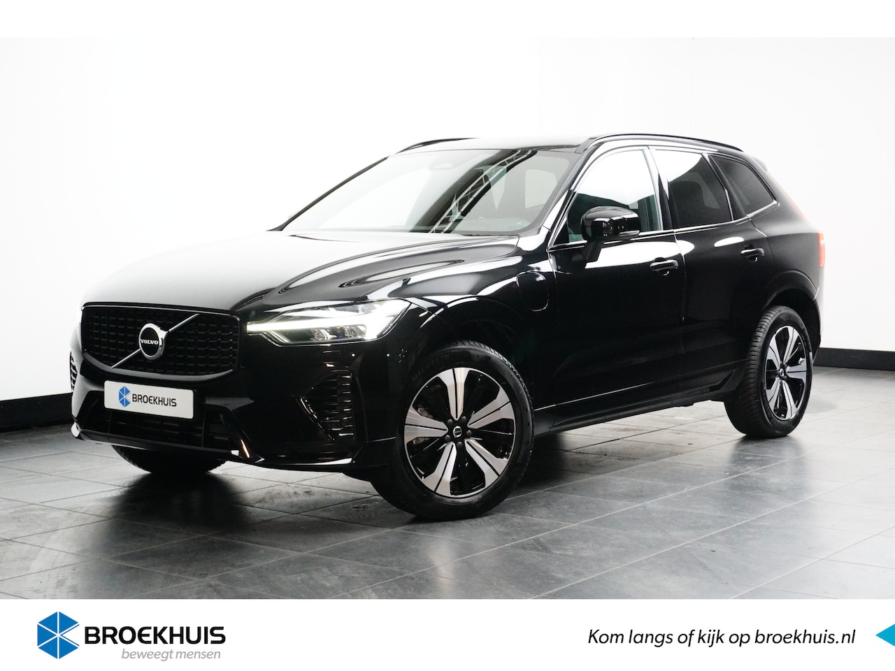 Volvo XC60 - Recharge T6 AWD Plus Dark | Panoramadak | Pilot Assist | Trekhaak | Camera | Full LED | Ke - AutoWereld.nl